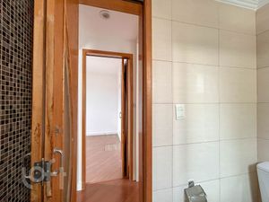 Image 25 - 869003