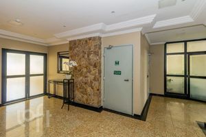 Image 72 - 869003