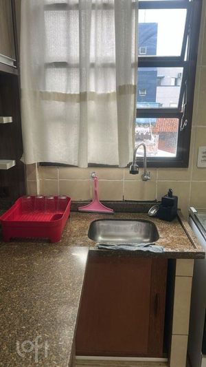 Image 8 - 869033