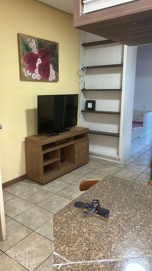 Image 4 - 869033