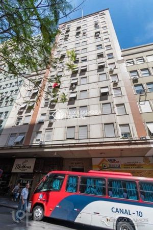 Image 1 - 869035