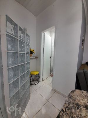 Image 18 - 869035