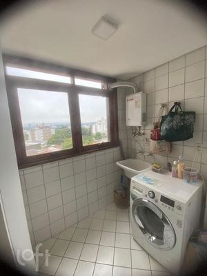 Image 1 - 869050