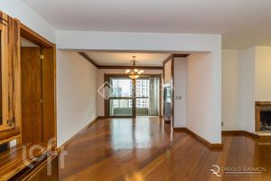 Image 8 - 869051