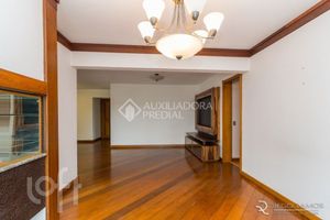 Image 7 - 869051