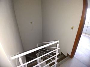Image 5 - 869053