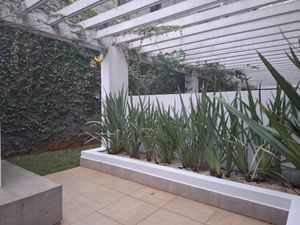 Image 18 - 869054