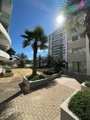 Image 16 - 869066