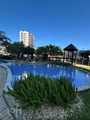 Image 15 - 869066