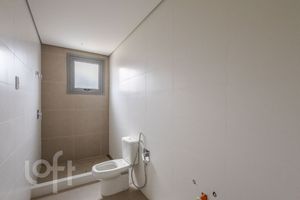 Image 32 - 869068