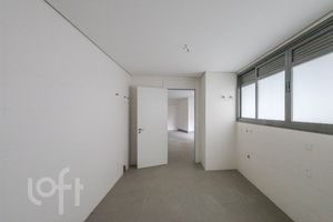 Image 14 - 869068