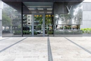 Image 73 - 869068