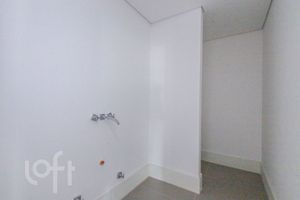 Image 36 - 869068