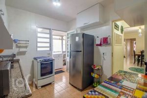 Image 3 - 869071