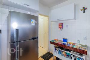 Image 7 - 869071