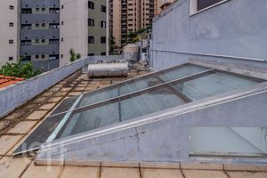 Image 70 - 869074