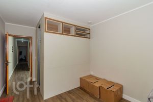 Image 33 - 869074