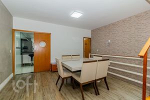 Image 7 - 869074