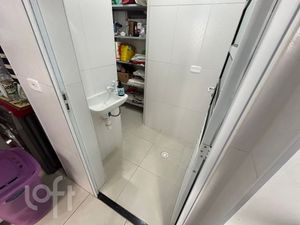 Image 8 - 869074