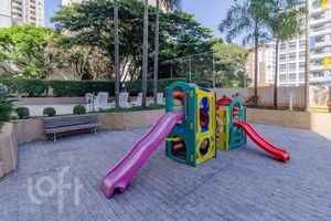 Image 65 - 869082
