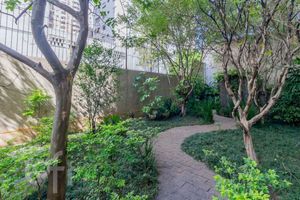 Image 62 - 869082