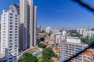 Image 30 - 869082