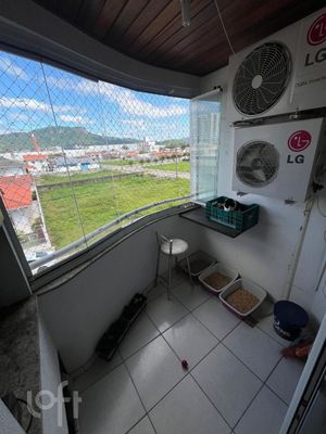 Image 3 - 869084