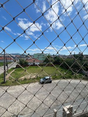 Image 10 - 869084