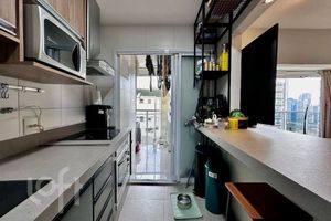 Image 9 - 869085