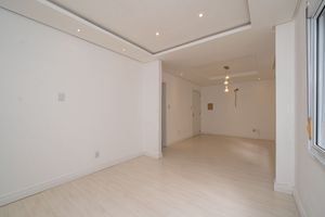 Image 5 - 869101
