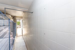 Image 75 - 869110