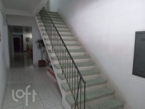 Image 21 - 869117