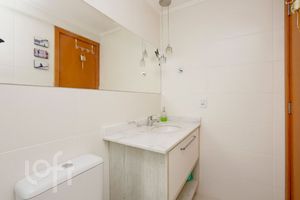 Image 13 - 869134