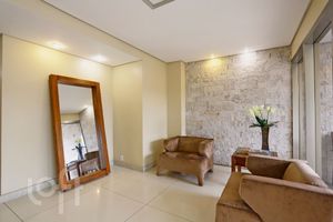 Image 42 - 869134