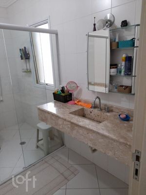Image 21 - 869142