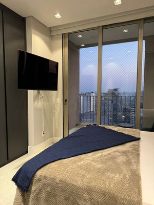 Image 9 - 869153