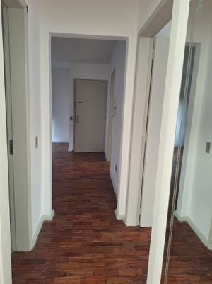 Image 7 - 869159