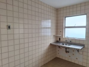 Image 8 - 869159