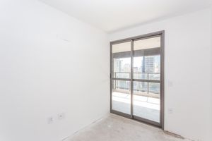 Image 7 - 869175