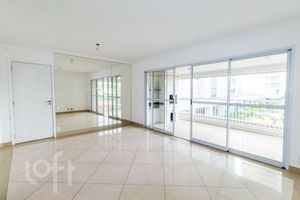 Image 8 - 869176
