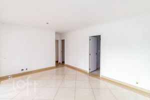 Image 10 - 869176