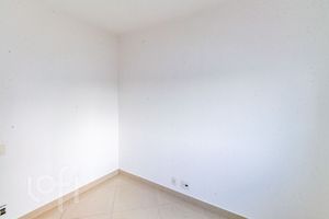 Image 33 - 869176