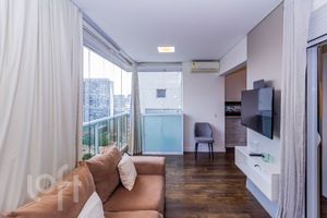 Image 1 - 869181