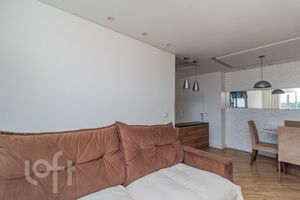 Image 1 - 869181