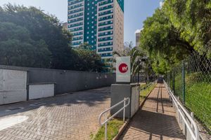 Image 50 - 869181