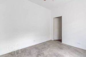 Image 3 - 869182