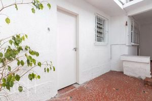 Image 22 - 869182
