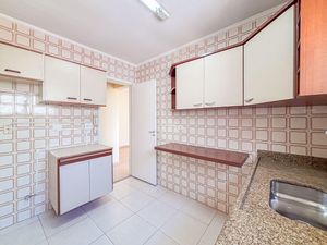 Image 15 - 869185