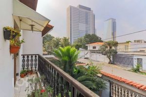 Image 11 - 869188