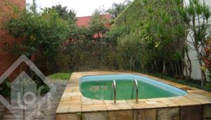 Image 15 - 869216